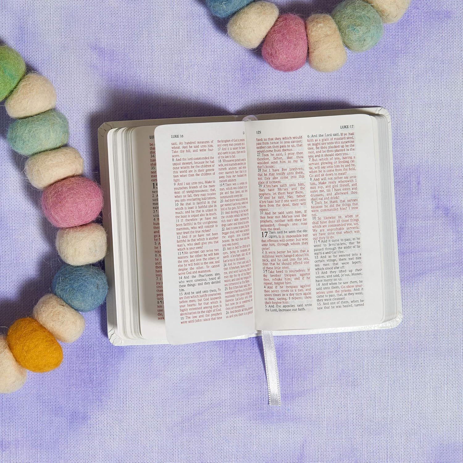 KJV Baby's New Testament, White Imitation Leather - Image 5